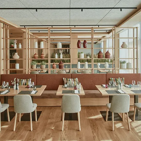 Falkensteiner & Carinzia L 4 Star Superior 호텔