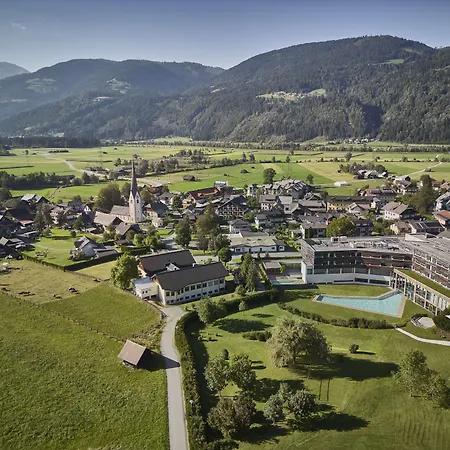 Falkensteiner & Carinzia L 4 Star Superior Отель