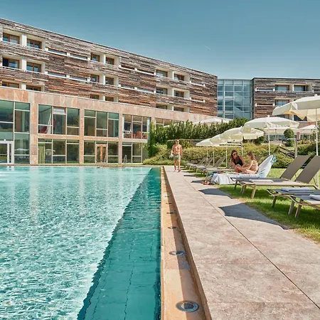 Falkensteiner & Carinzia L 4 Star Superior Hotel Tröpolach