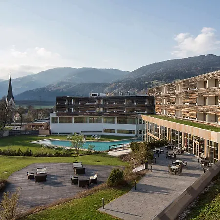 Falkensteiner & Carinzia Superior Hotel